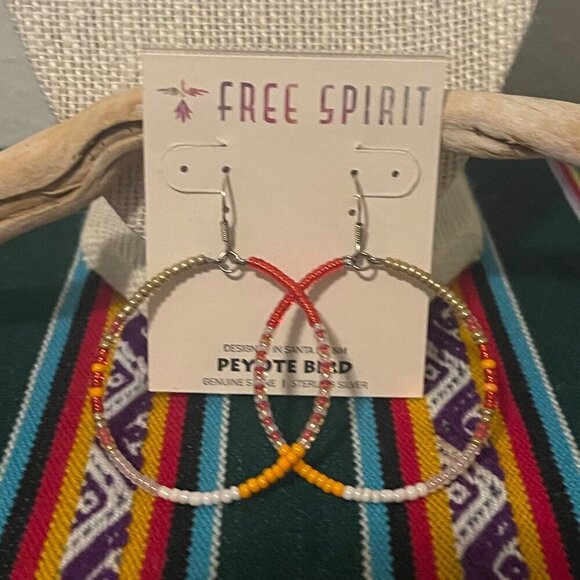 Peyote Bird Free Spirit Beaded Hoop Earings - Picture 1 of 4